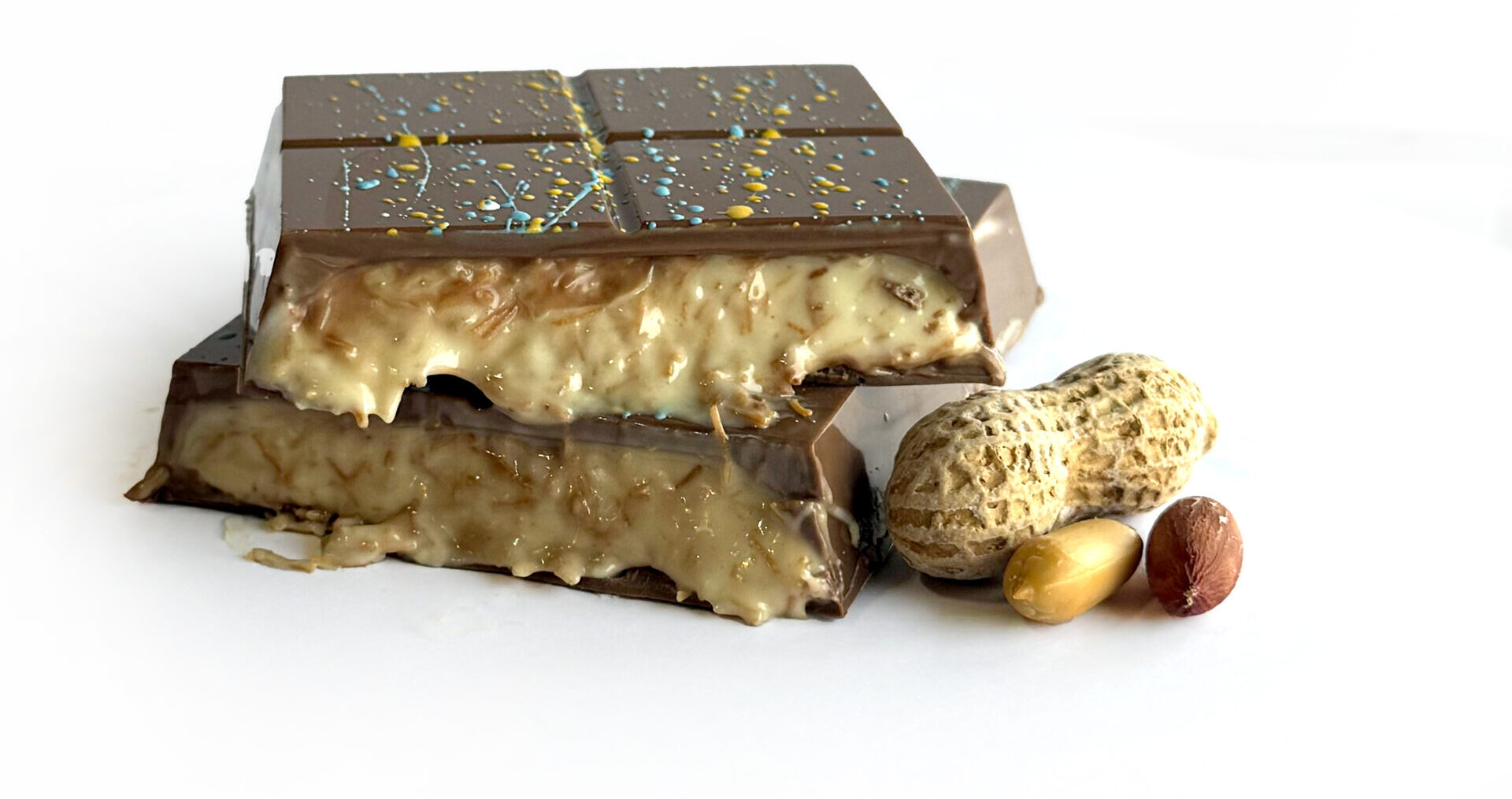 Kunafa Peanut Chocolate Bar 200g - Image 2